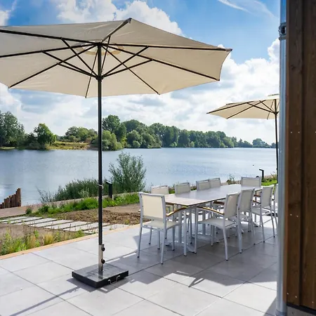With Combi Microwave, Near The Maas * Kerkdriel